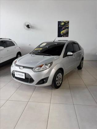 FORD FIESTA 1.6 ROCAM SE SEDAN 8V FLEX 4P MANUAL FORD FIESTA 1.6 ROCAM SE SEDAN 8V FLEX 4P MANUAL